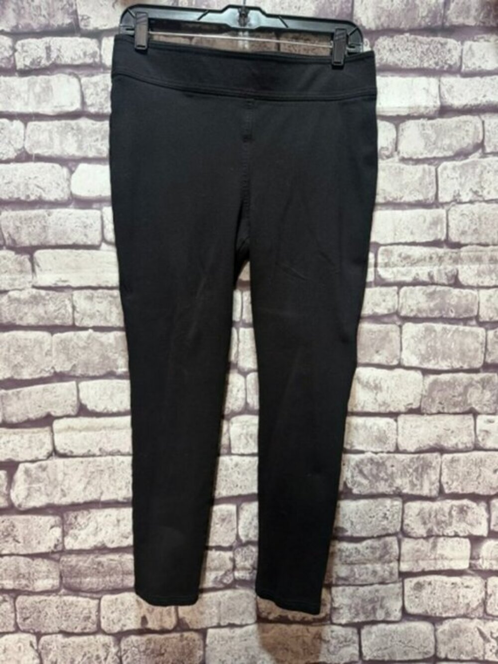 Nygard Black Pull On Crop Pants Size M